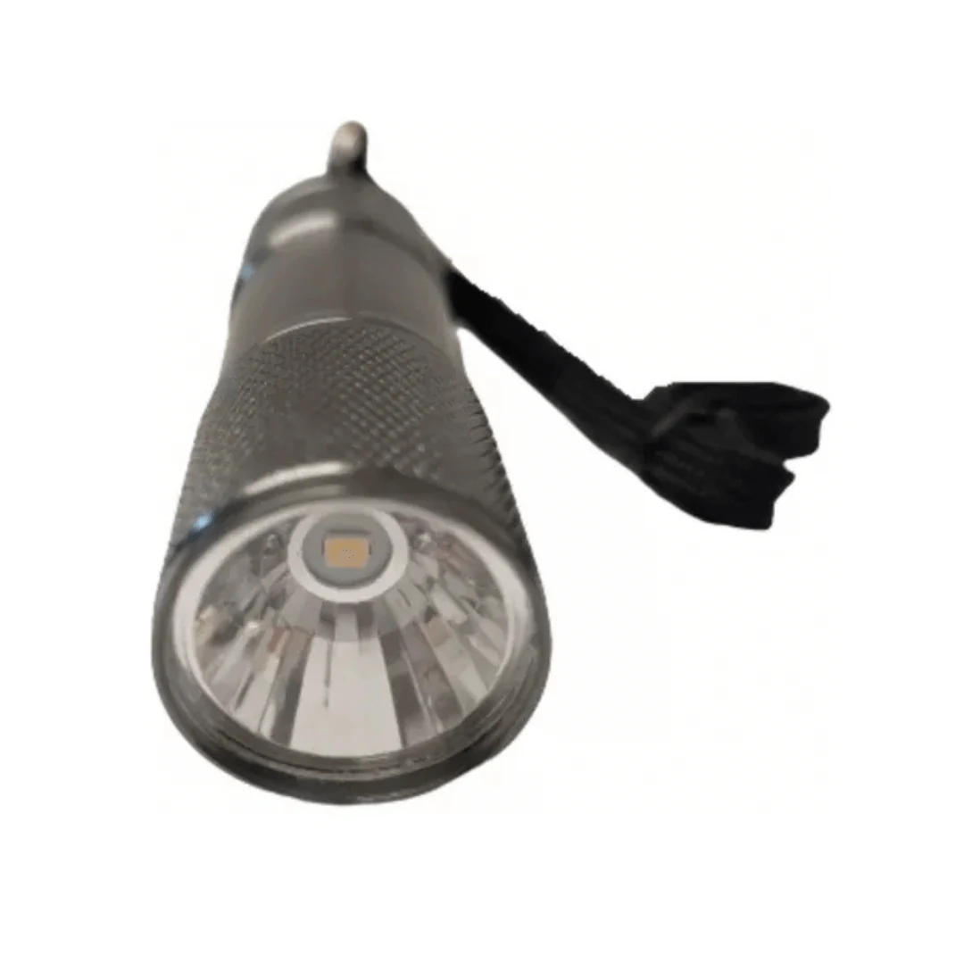 Linterna Eveready 409952 Linterna Led 3 Pilas Aaa Incluidas. INCREIBLE